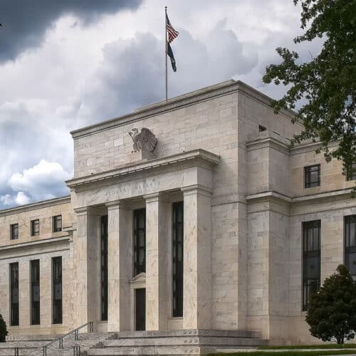 picture of the U.S. federal reserve building